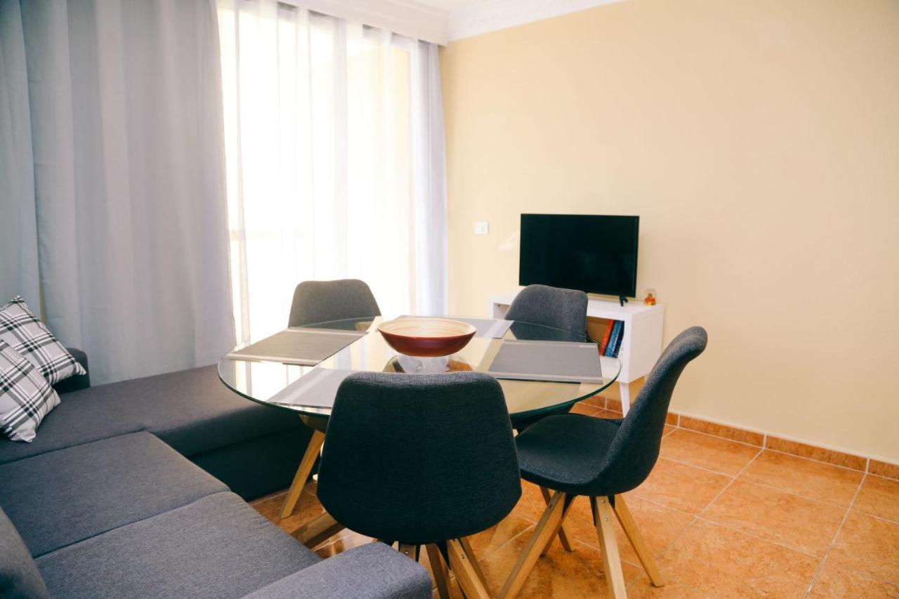 Copacabana Seaview Apartment Playa Fanabe Luaran gambar